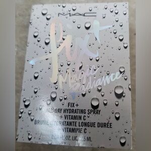 Mac Cosmetics Fix+ Magic Radiance